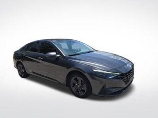 Used 2021 Hyundai Elantra SEL w/ Convenience Package FWD video 1