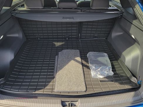 Certified 2025 Volkswagen Atlas Cross Sport SEL Premium R-Line image 50