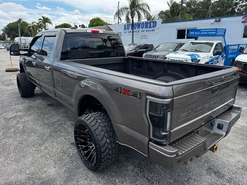 Used 2020 Ford F250 Lariat w/ Lariat Ultimate Package AWD/4WD image 5