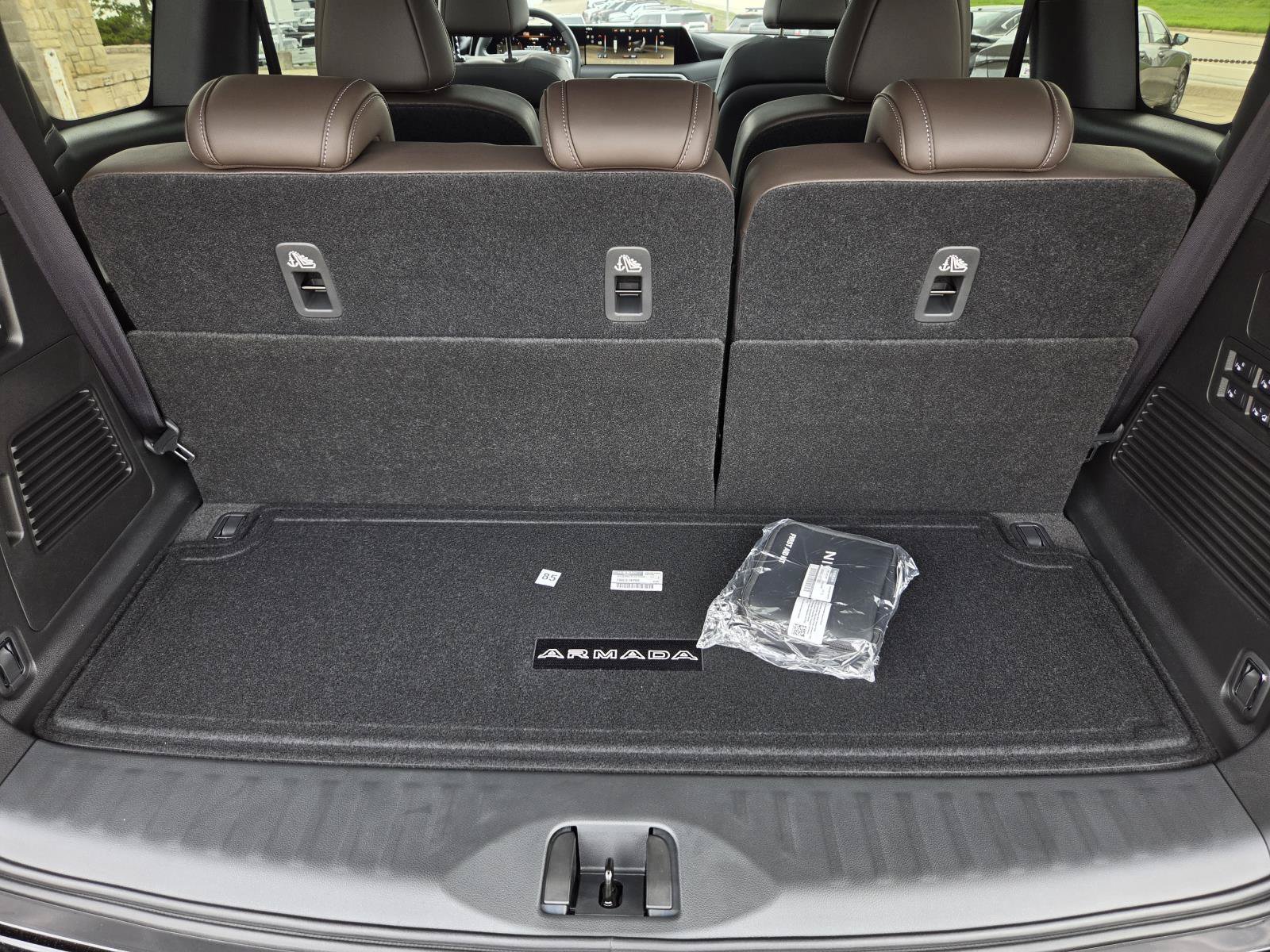 New 2027 Nissan Armada Platinum AWD/4WD image 13