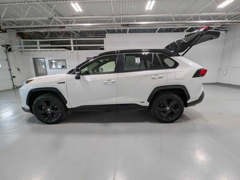 Used 2021 Toyota RAV4 XSE image 12