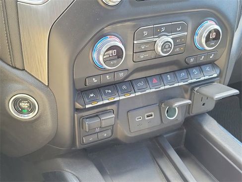 Certified 2021 GMC Sierra 1500 Denali w/ Denali Ultimate Package image 25