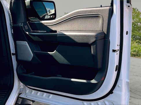 Used 2025 Ford F150 Lariat w/ Equipment Group 502A High image 25