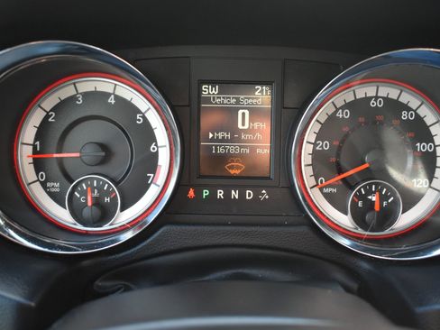 Used 2017 Dodge Grand Caravan GT image 31