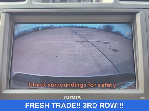 Used 2010 Toyota Highlander Limited image 18