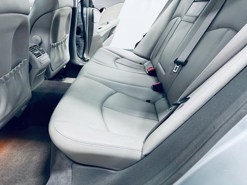 Used 2008 Mercedes-Benz E 350 Sedan image 34