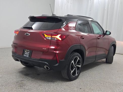 Used 2022 Chevrolet TrailBlazer RS w/ Sun and Liftgate Package image 12