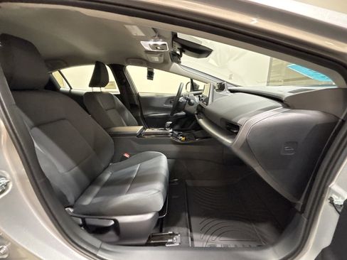 New 2026 Toyota Prius LE image 16