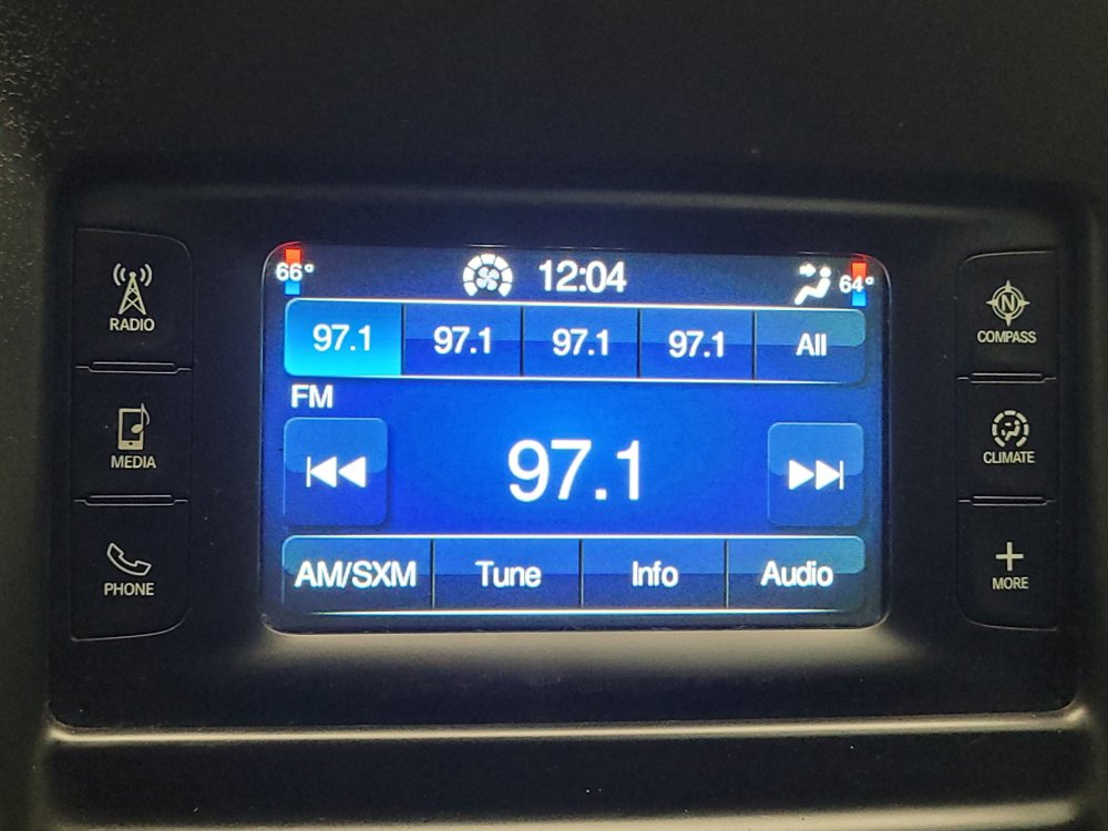 Used 2015 Chrysler 200 S w/ Comfort Group FWD image 25