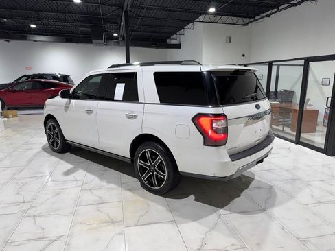Used 2019 Ford Expedition Limited w/ Texas Edition Package AWD/4WD image 9