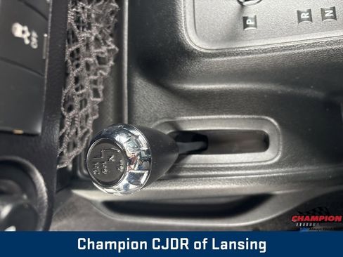 Used 2017 Jeep Wrangler Unlimited Sport w/ Quick Order Package 24S image 33