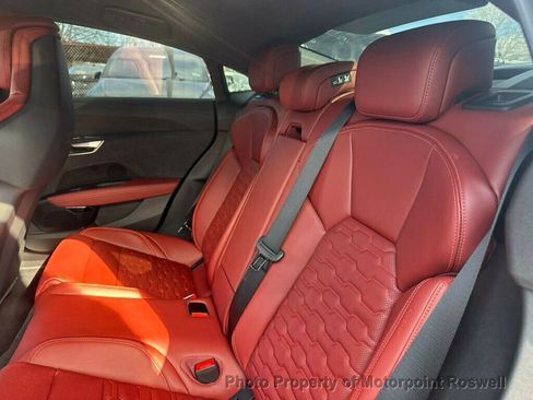 Used 2023 Audi RS e-tron GT quattro image 18