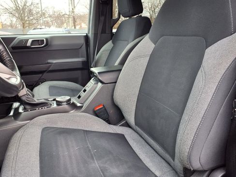 Used 2022 Ford Bronco Big Bend w/ Sasquatch Package image 4