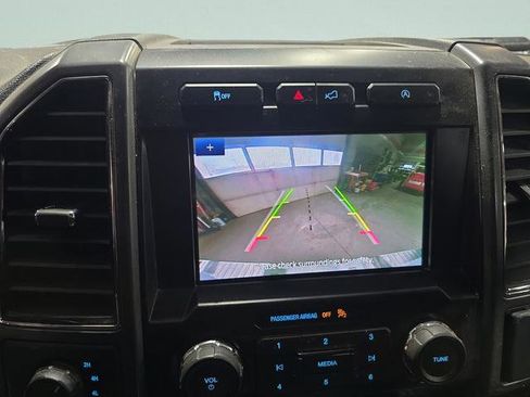 Used 2020 Ford F150 XLT w/ Equipment Group 302A Luxury AWD/4WD image 14