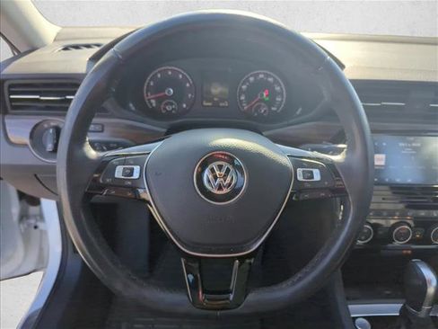 Used 2020 Volkswagen Passat 2.0T SEL image 22