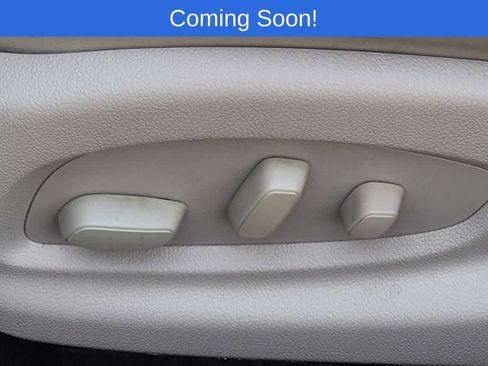 Used 2013 Cadillac ATS Premium w/ Cold Weather Package RWD image 17