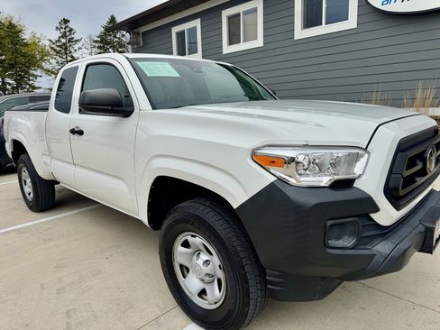 Used 2021 Toyota Tacoma SR image 2