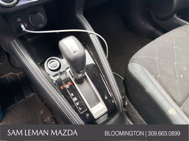 Used 2019 Nissan Kicks SV FWD image 4