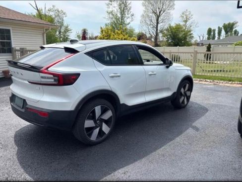 Used 2023 Volvo C40 P8 Recharge Ultimate AWD/4WD image 4