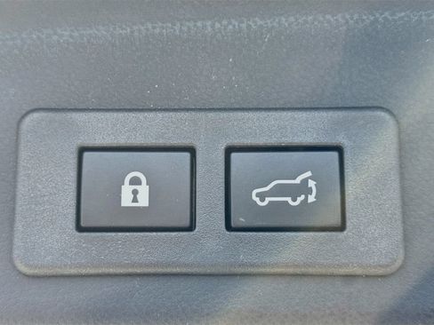 Used 2025 Subaru Ascent Bronze Edition AWD/4WD image 37