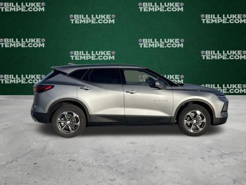 Used 2025 Chevrolet Blazer LT image 4