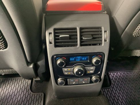 Used 2017 Jaguar F-PACE S image 34