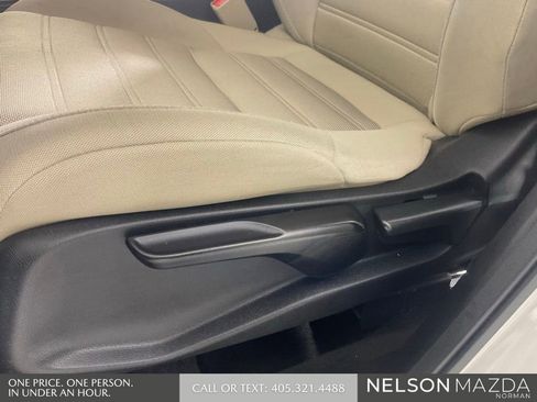 Used 2018 Honda CR-V LX image 26