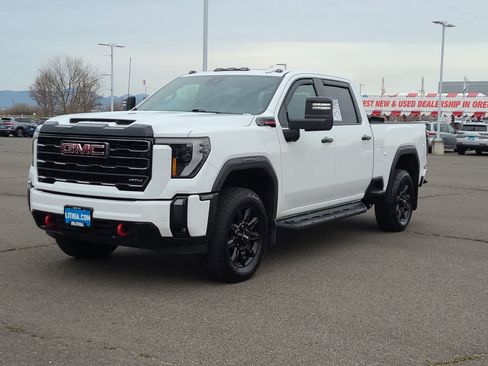Used 2024 GMC Sierra 2500 AT4 w/ AT4 Preferred Package image 1