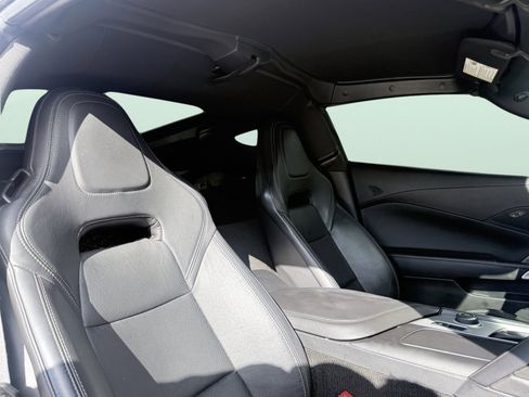 Used 2017 Chevrolet Corvette Stingray Coupe w/ Carbon Flash Badge Package image 35