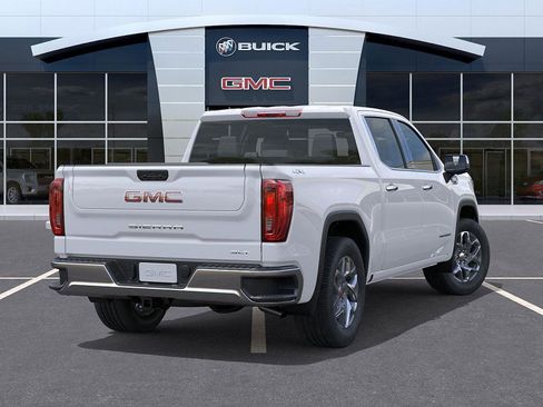 New 2026 GMC Sierra 1500 SLT image 4