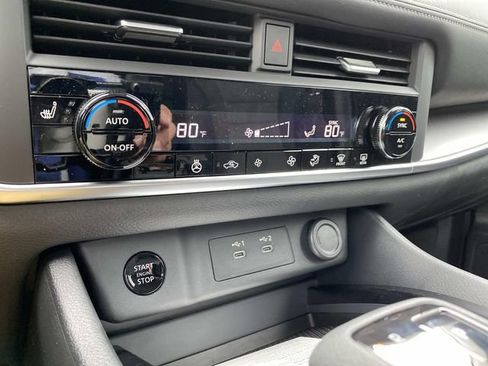 New 2026 Nissan Rogue SV w/ Cold Weather Package AWD/4WD image 12
