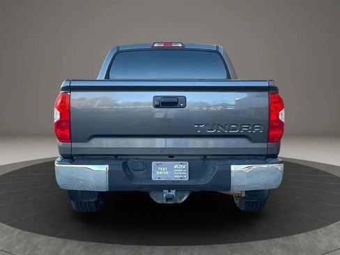 Used 2017 Toyota Tundra SR5 image 5