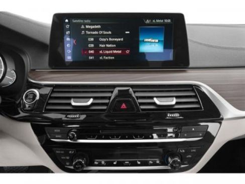 Used 2019 BMW 530i image 13