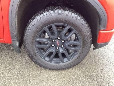 Used 2024 GMC Sierra 1500 Elevation image 9
