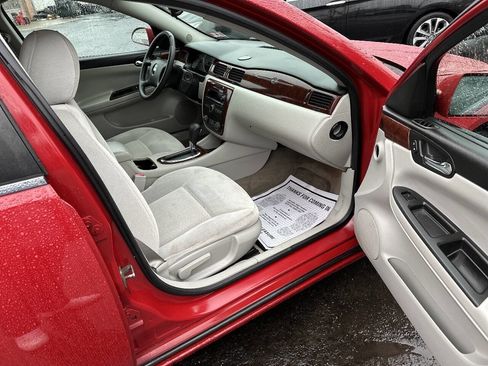 Used 2008 Chevrolet Impala LT image 12