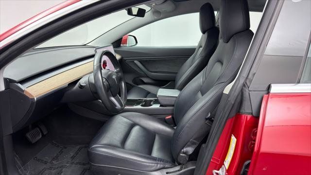 Used 2018 Tesla Model 3 Long Range AWD/4WD image 13