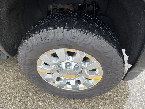 Used 2019 GMC Sierra 2500 Denali w/ Duramax Plus Package image 3