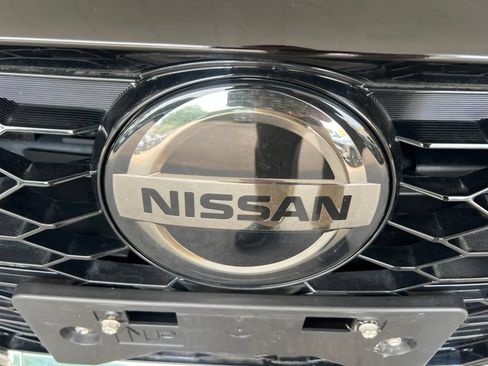 Certified 2023 Nissan Sentra SV FWD image 27