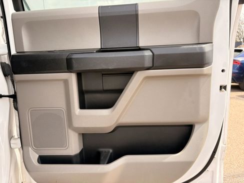 Used 2019 Ford F150 XL w/ Equipment Group 101A Mid AWD/4WD image 9