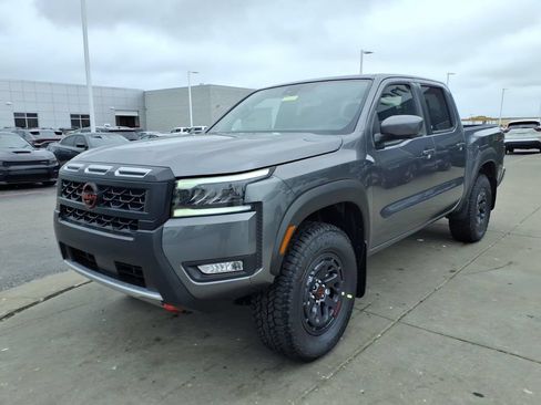 New 2026 Nissan Frontier PRO-4X AWD/4WD image 4