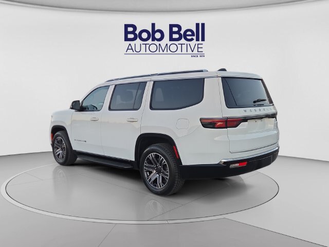 Used 2024 Jeep Wagoneer Series II AWD/4WD image 3