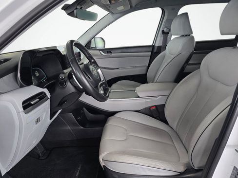 Used 2023 Hyundai Palisade SEL AWD/4WD image 17