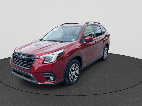 Certified 2023 Subaru Forester Premium AWD/4WD image 4