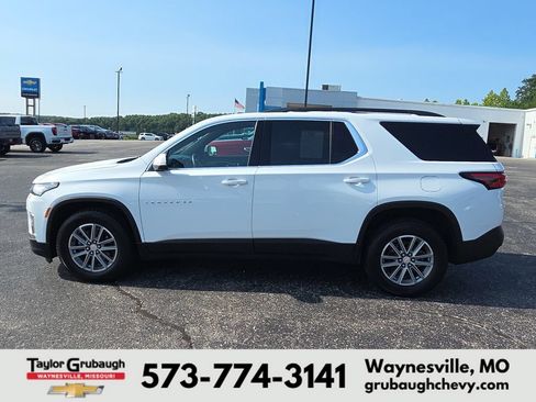Used 2023 Chevrolet Traverse LT AWD/4WD image 5