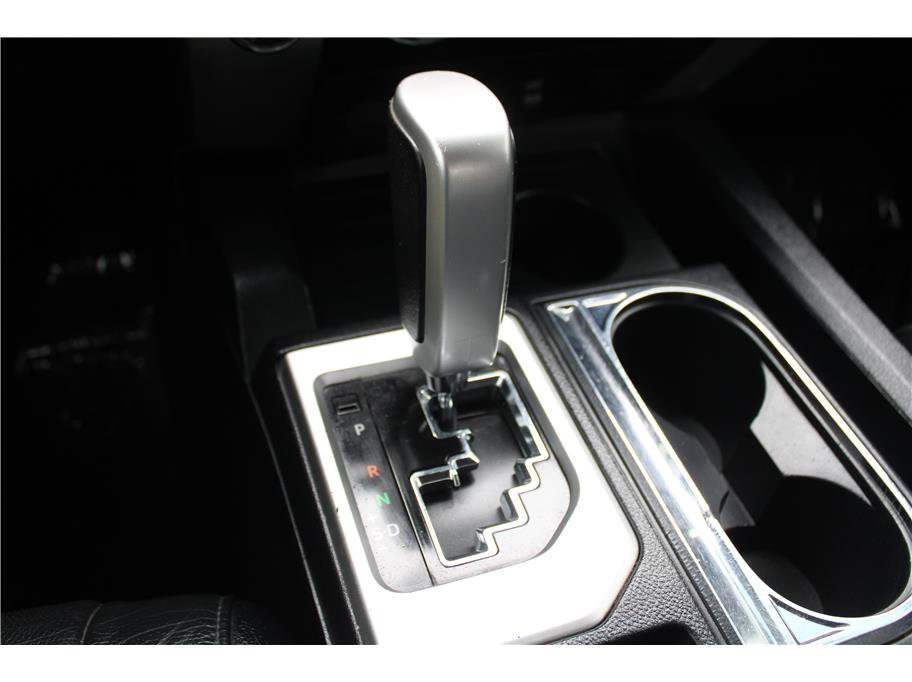 Used 2019 Toyota Tundra Limited w/ Limited Premium Package AWD/4WD image 31