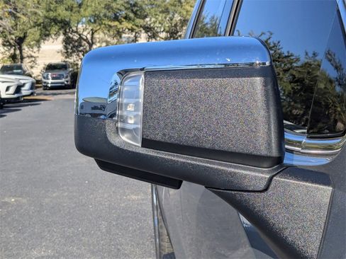 New 2026 GMC Sierra 1500 SLT w/ SLT Premium Plus Package image 11