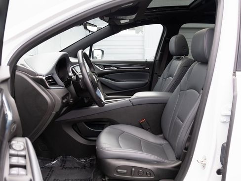 Used 2023 Buick Enclave Premium w/ Experience Buick Package image 13