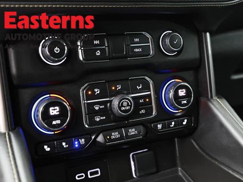 Used 2023 Chevrolet Suburban Premier image 20