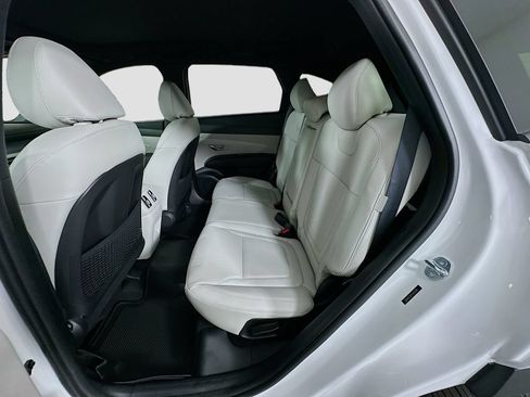 New 2026 Hyundai Tucson Limited FWD image 17