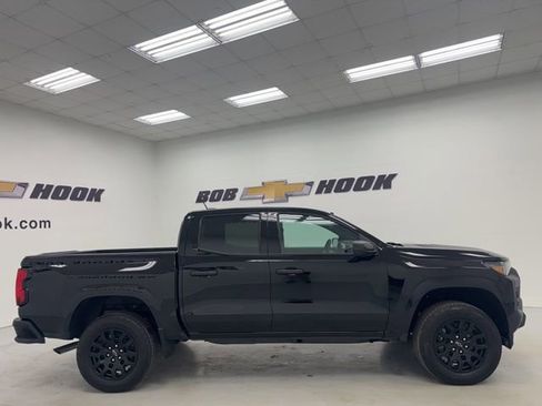 New 2026 Chevrolet Colorado W/T w/ WT Custom Package RWD image 4